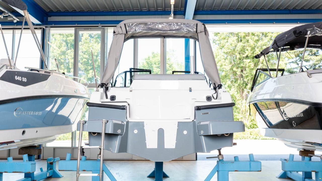 Coaster 515 Bow Rider