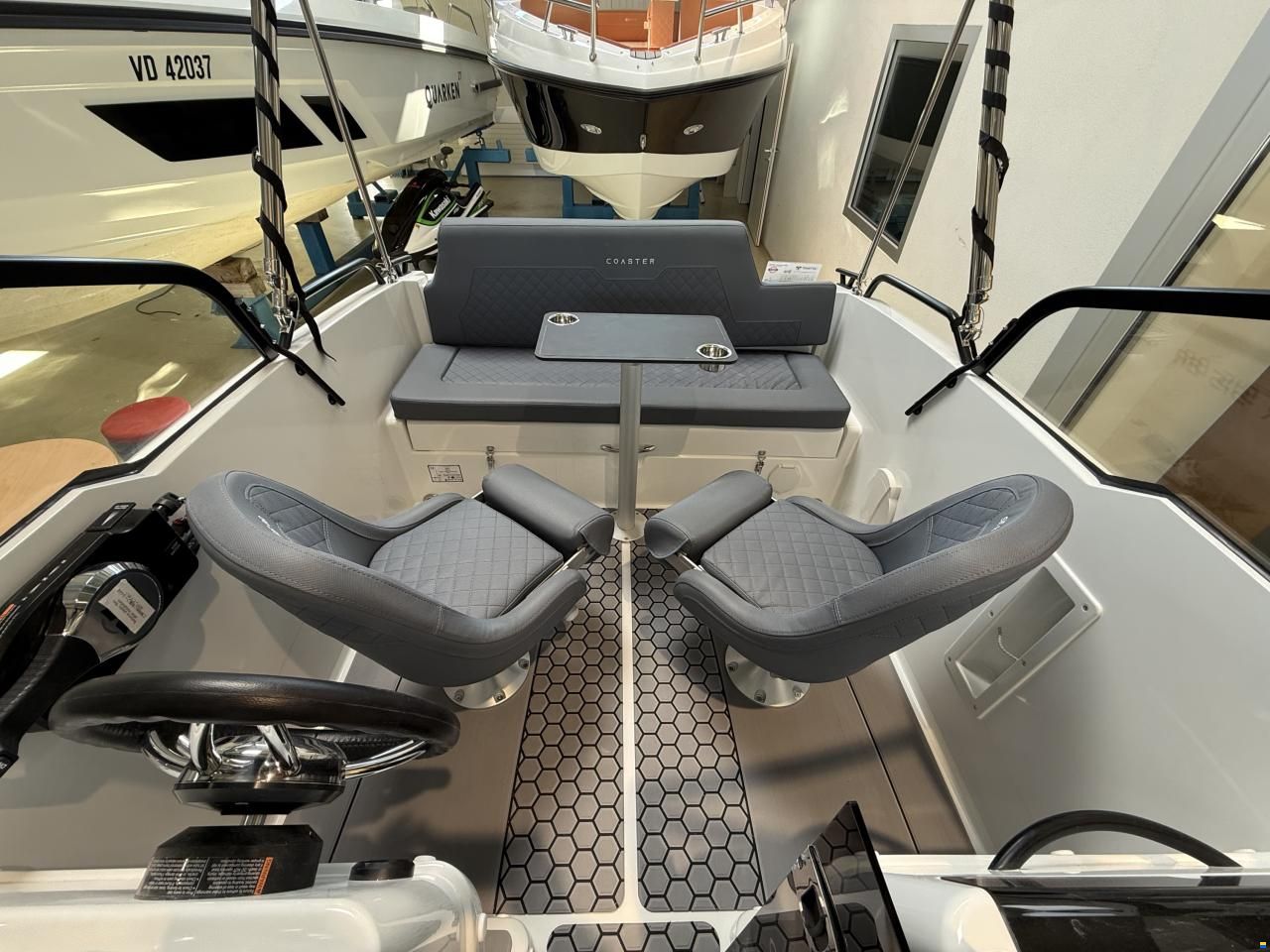 Coaster 515 Bow Rider