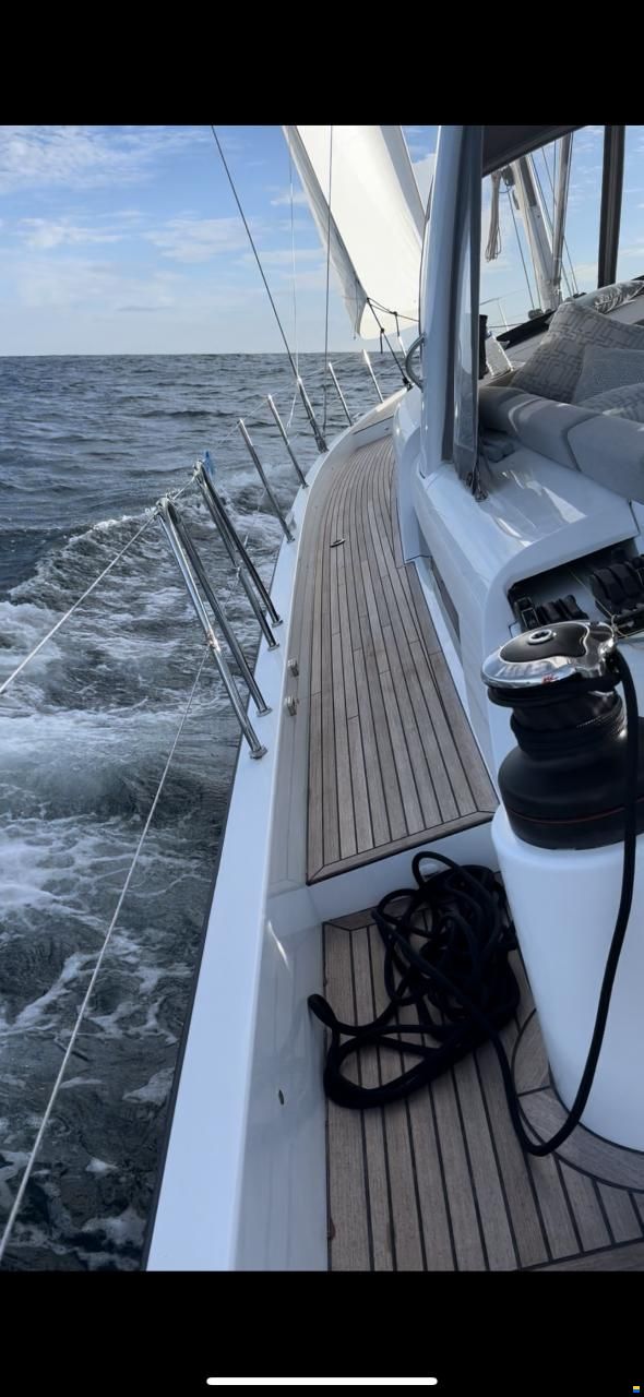 Beneteau Oceanis Yacht 60