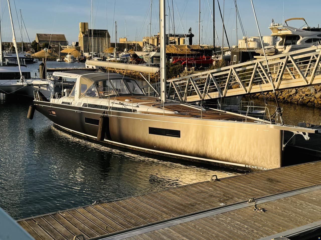 Beneteau Oceanis Yacht 60