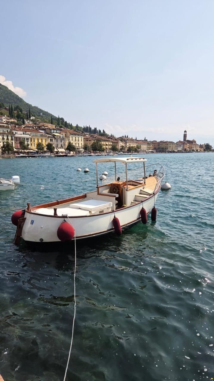 Gozzo vetroresina entrobordo