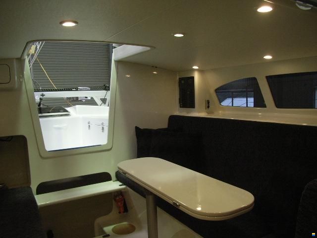 Farrier TRIMARAN F32RX