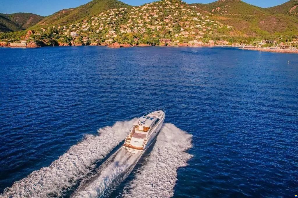 Princess V53