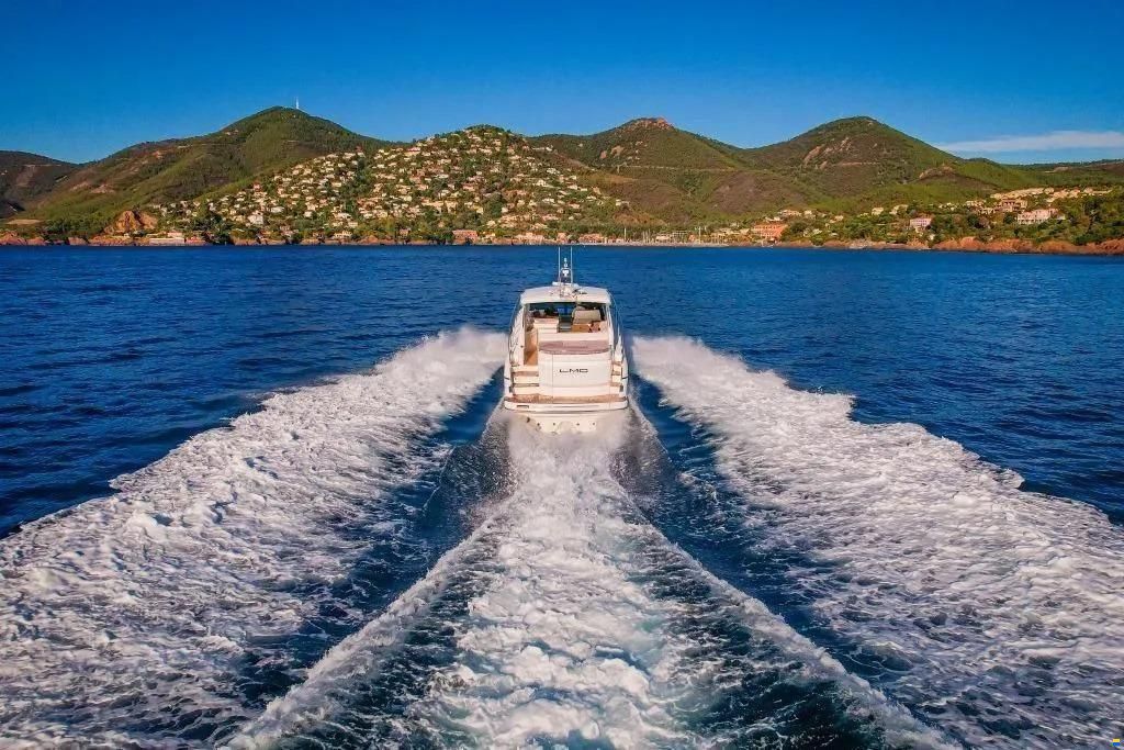 Princess V53
