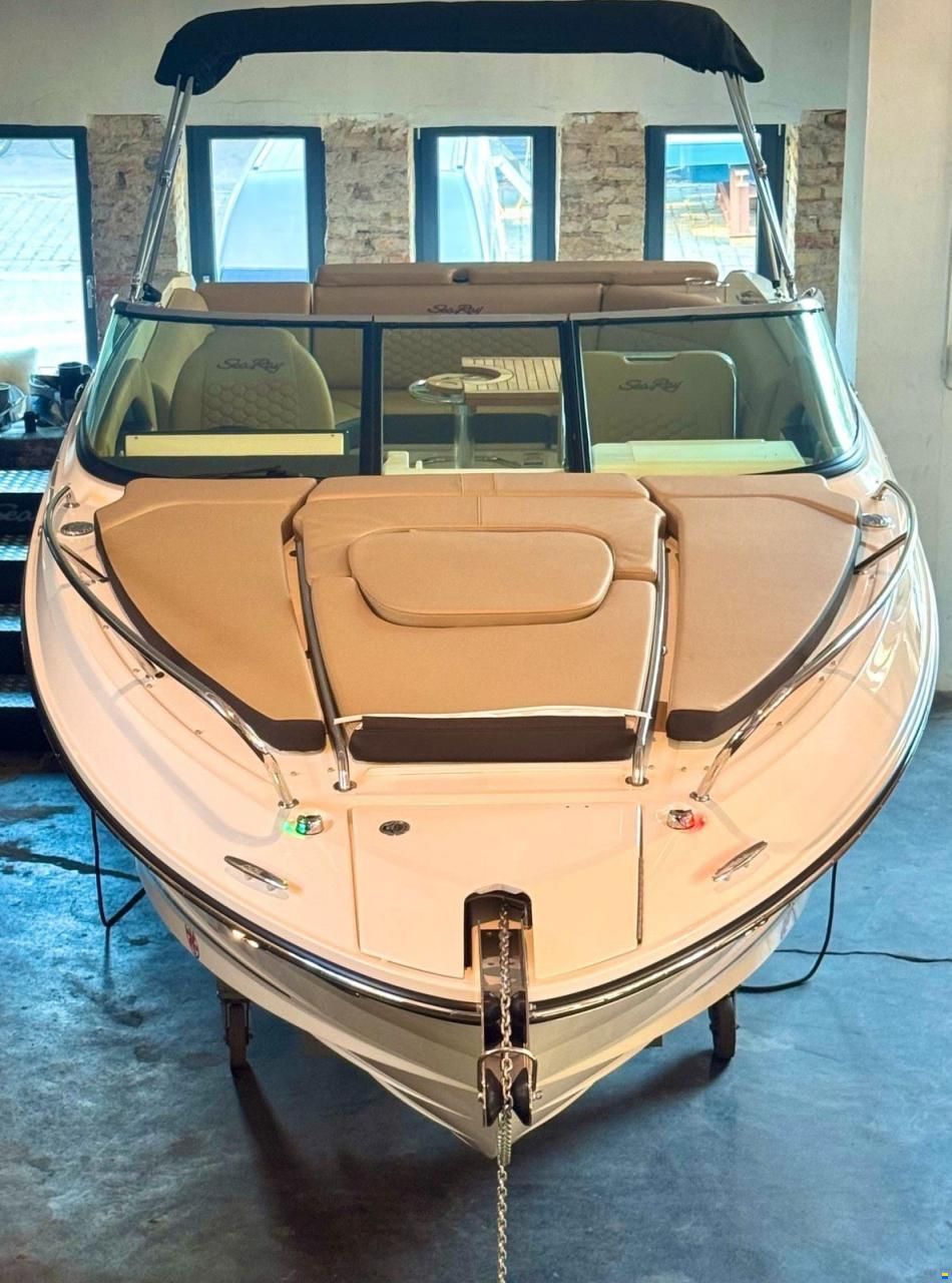 Sea Ray 250 SunSport