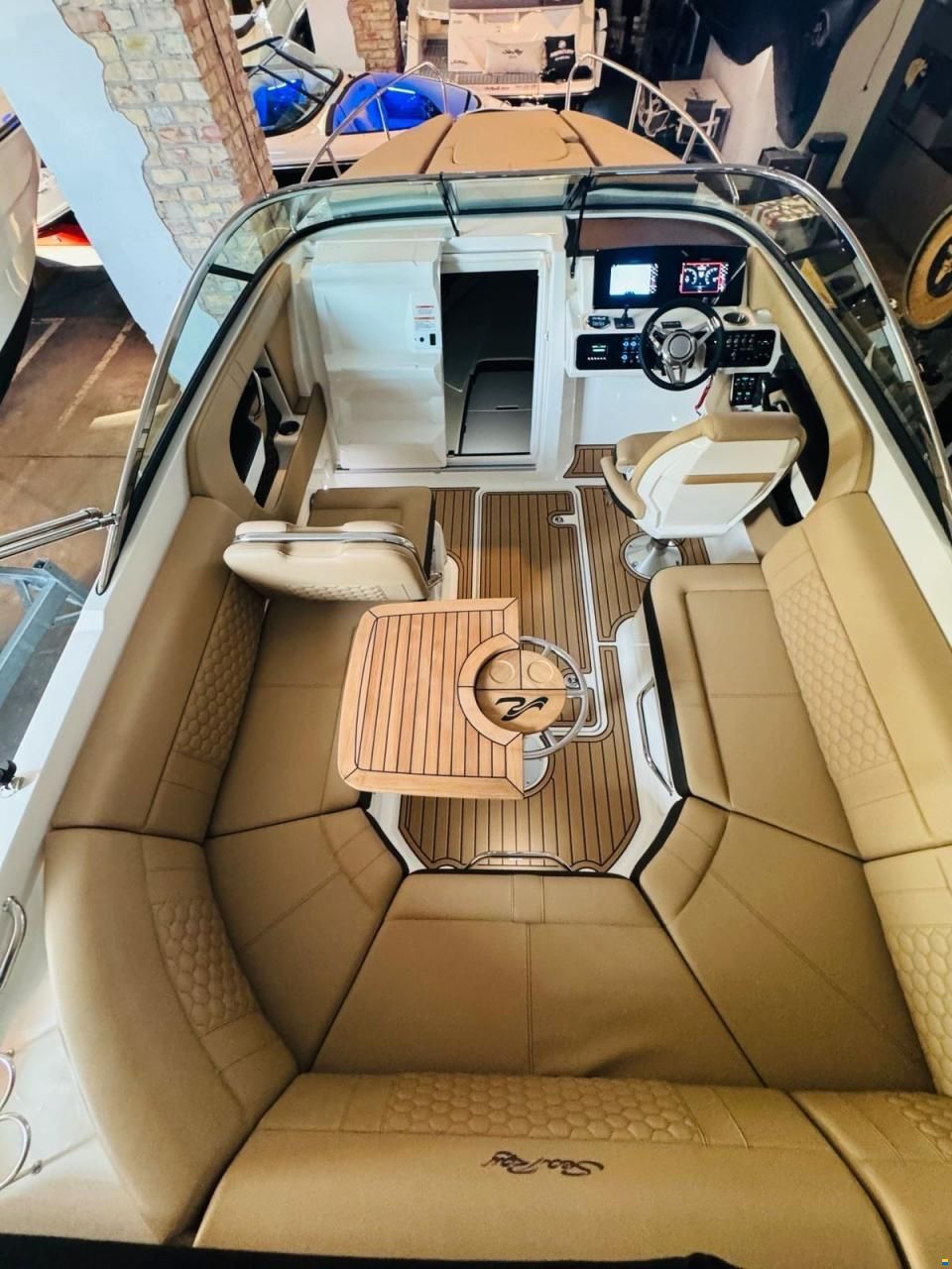 Sea Ray 250 SunSport