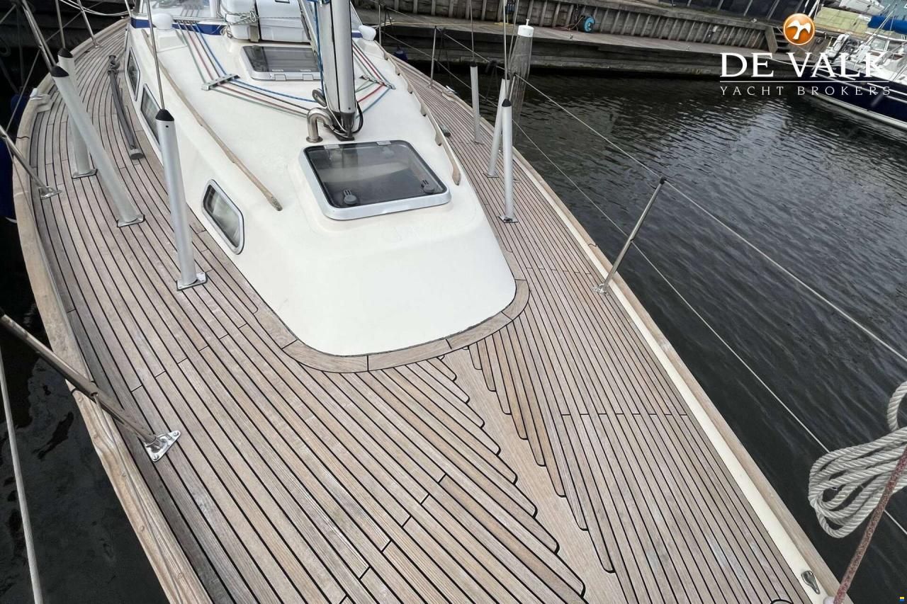 Hallberg-Rassy 34