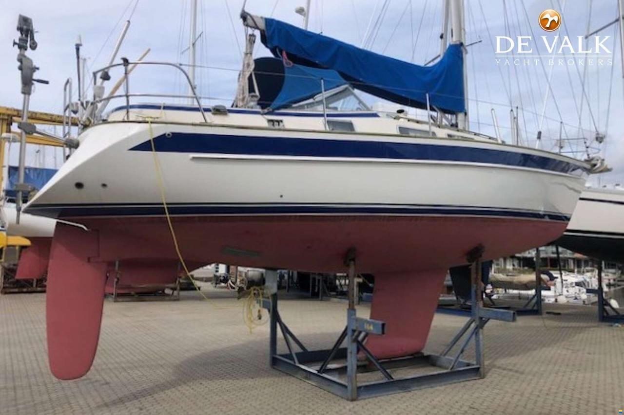Hallberg-Rassy 34