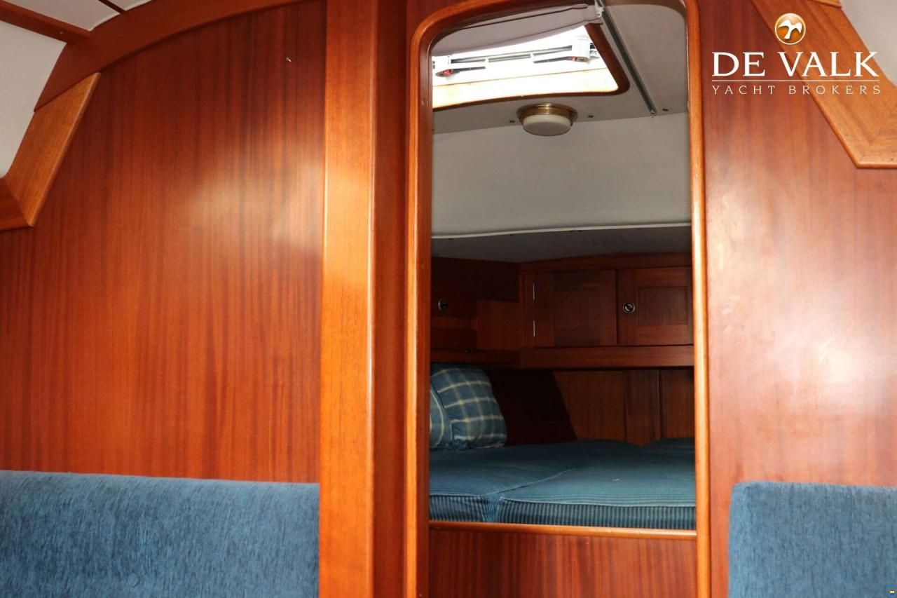 Hallberg-Rassy 34