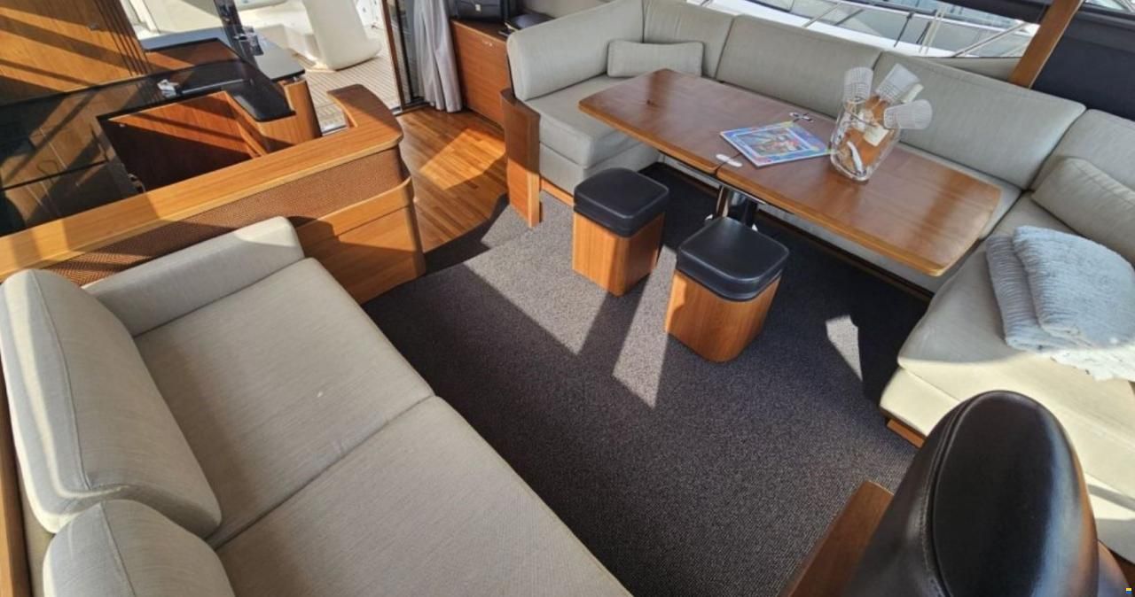Princess V52 Fly