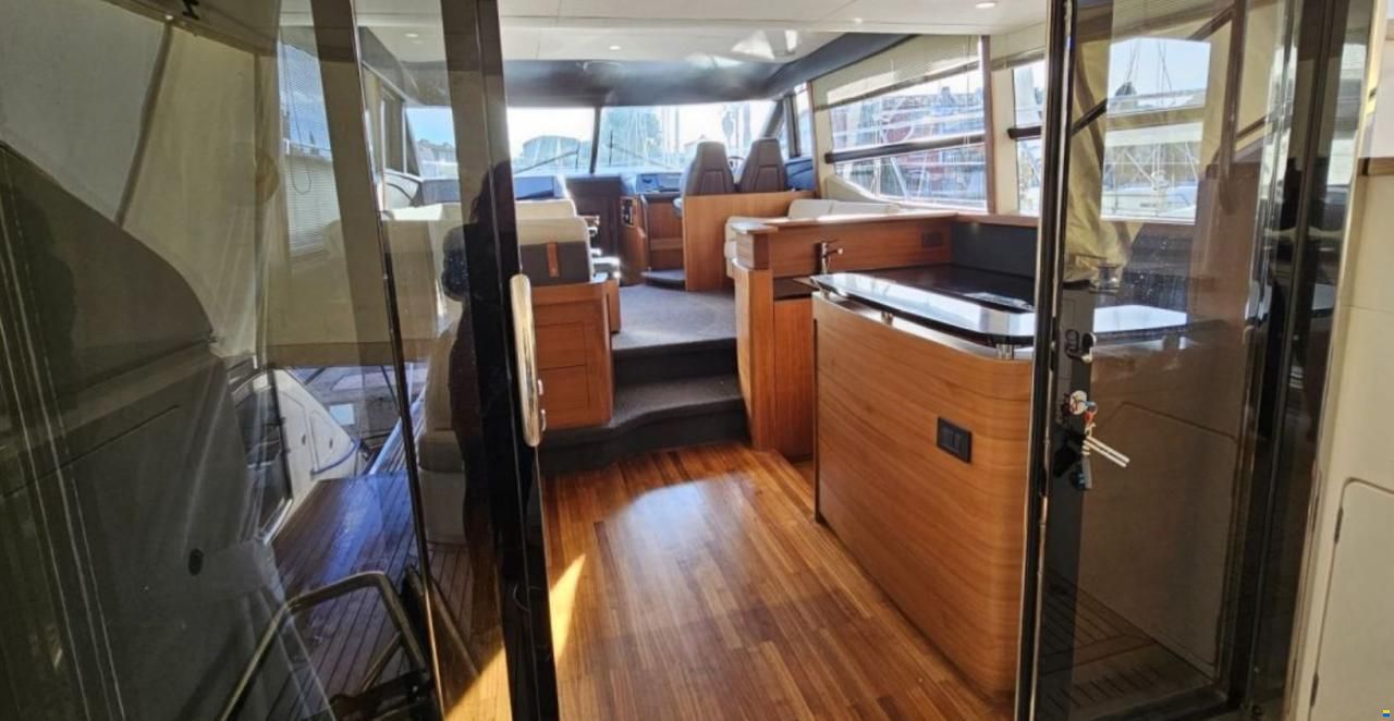 Princess V52 Fly