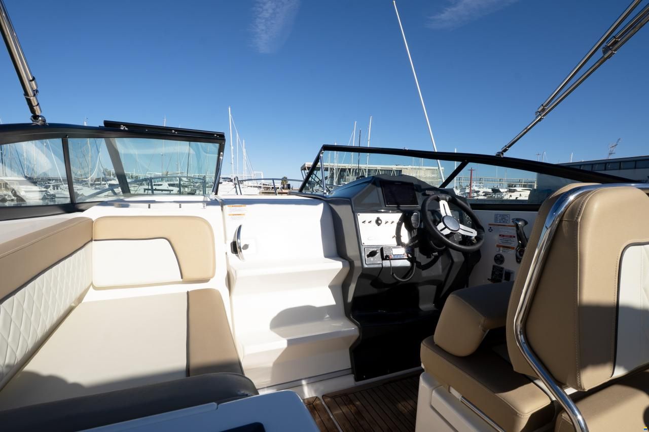 Bayliner Ciera 8