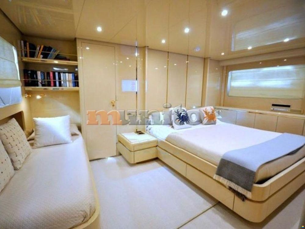 Cantieri di Pisa Akhir 25 S