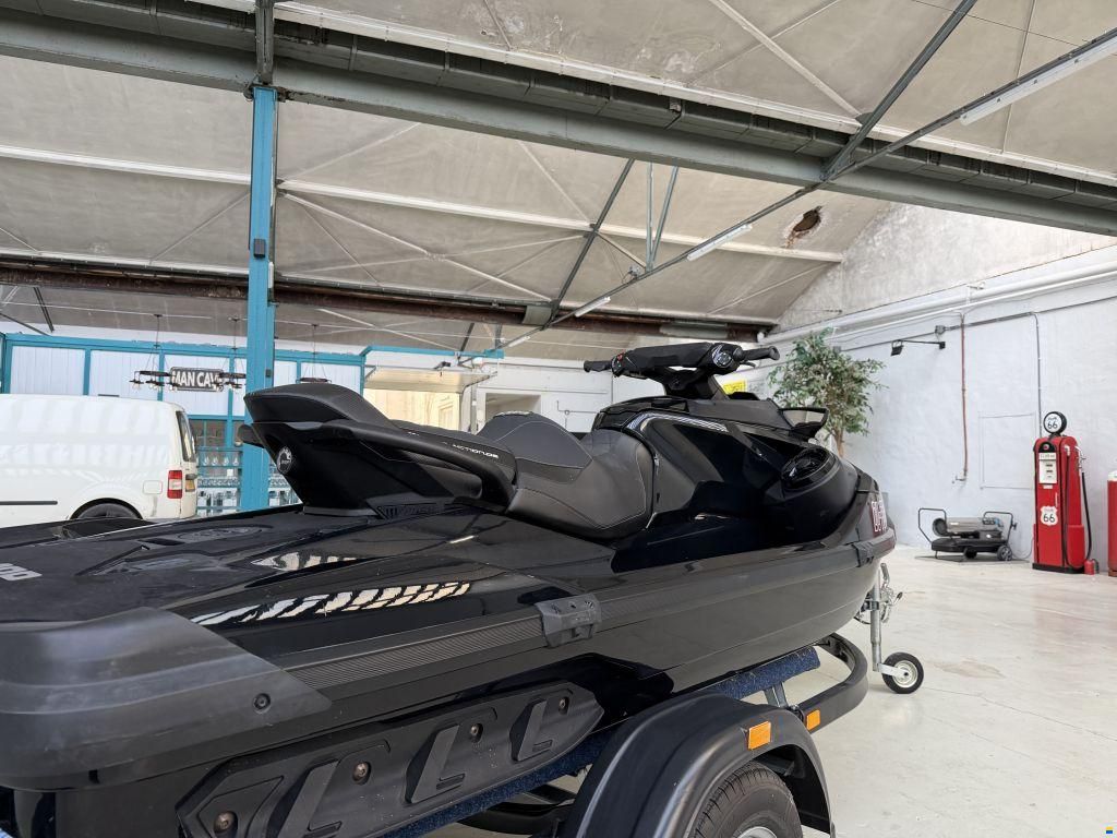 Sea Doo RXT