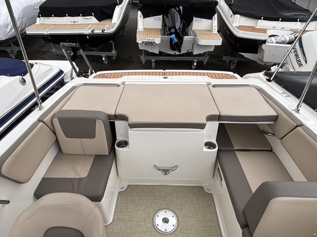 Bayliner VR 4