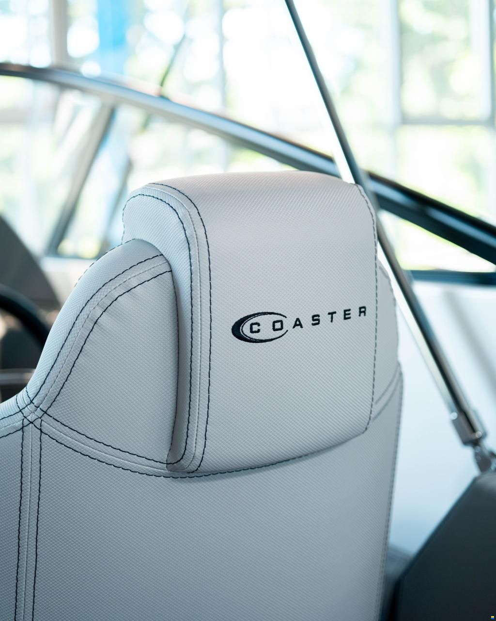 Coaster 600 Bow Rider