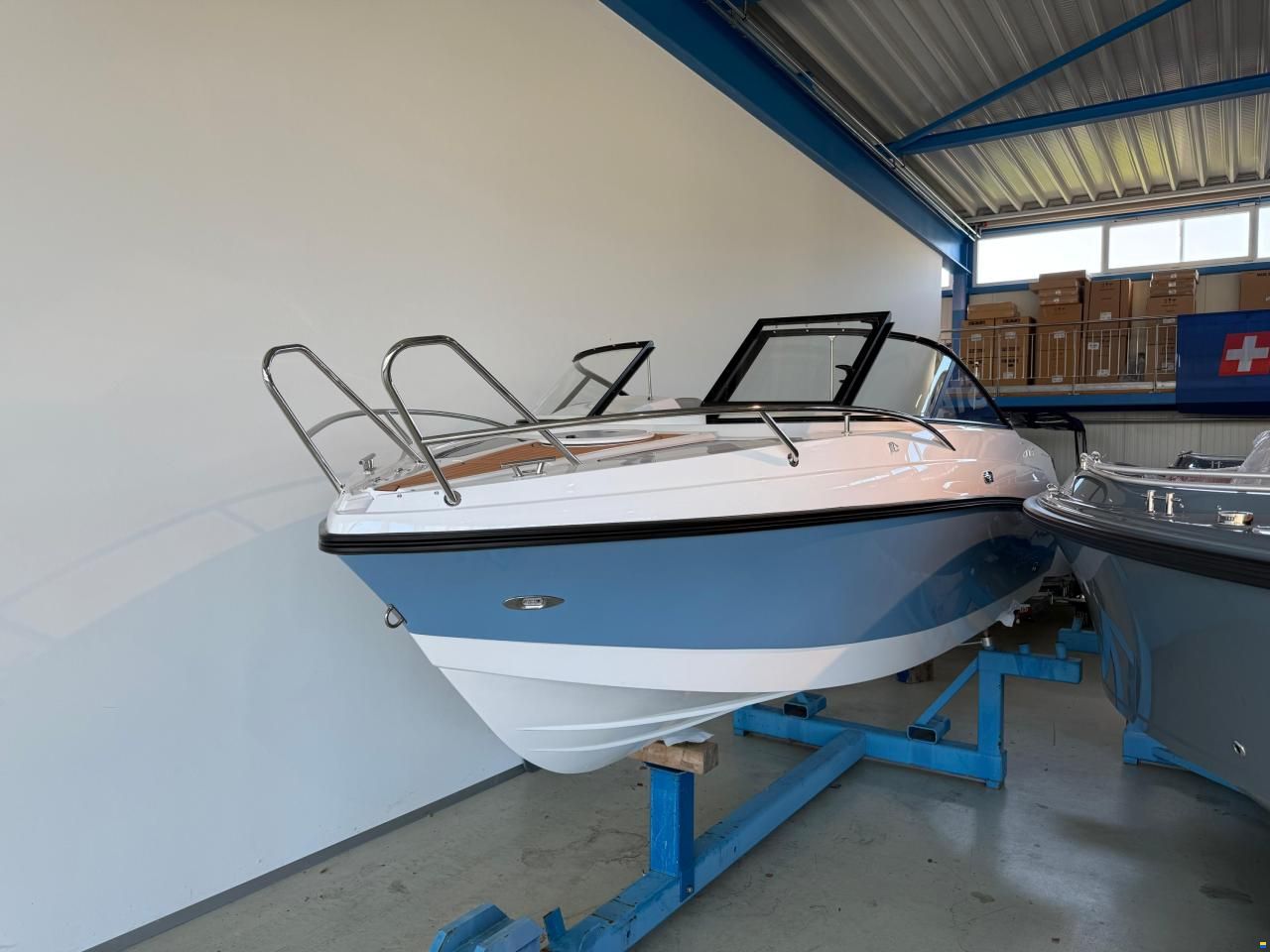 Coaster 600 Day Cruiser