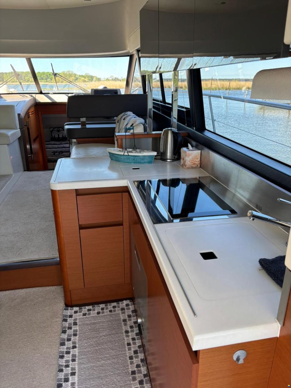 Prestige 450 Fly