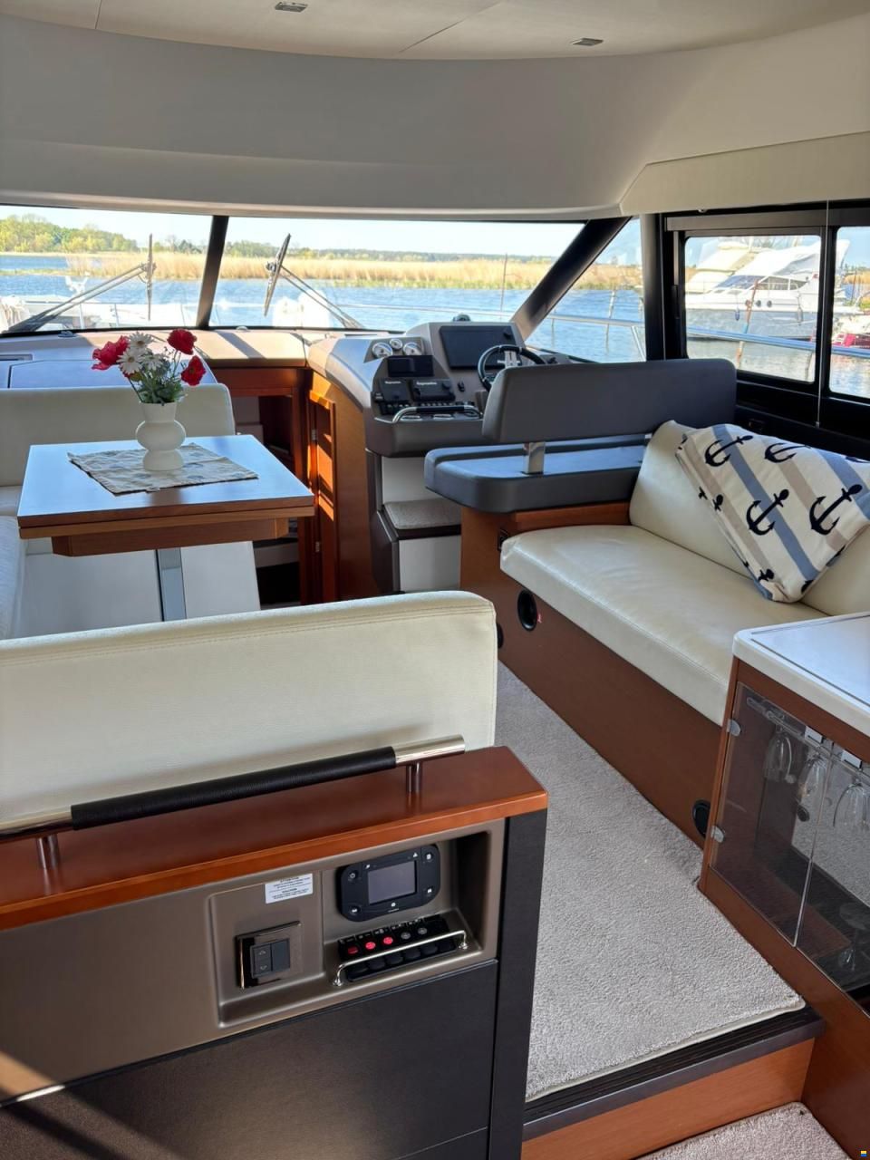 Prestige 450 Fly
