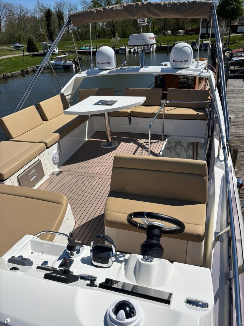 Prestige 450 Fly