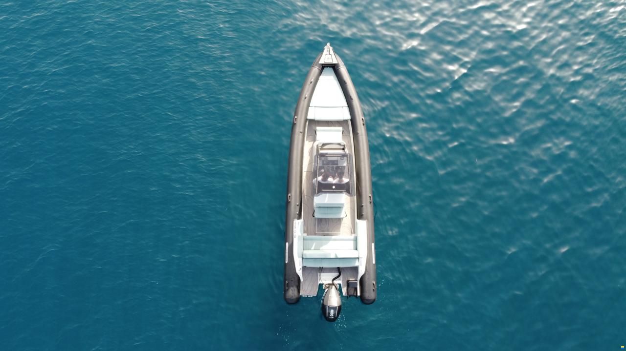 Hydrohulls HH8