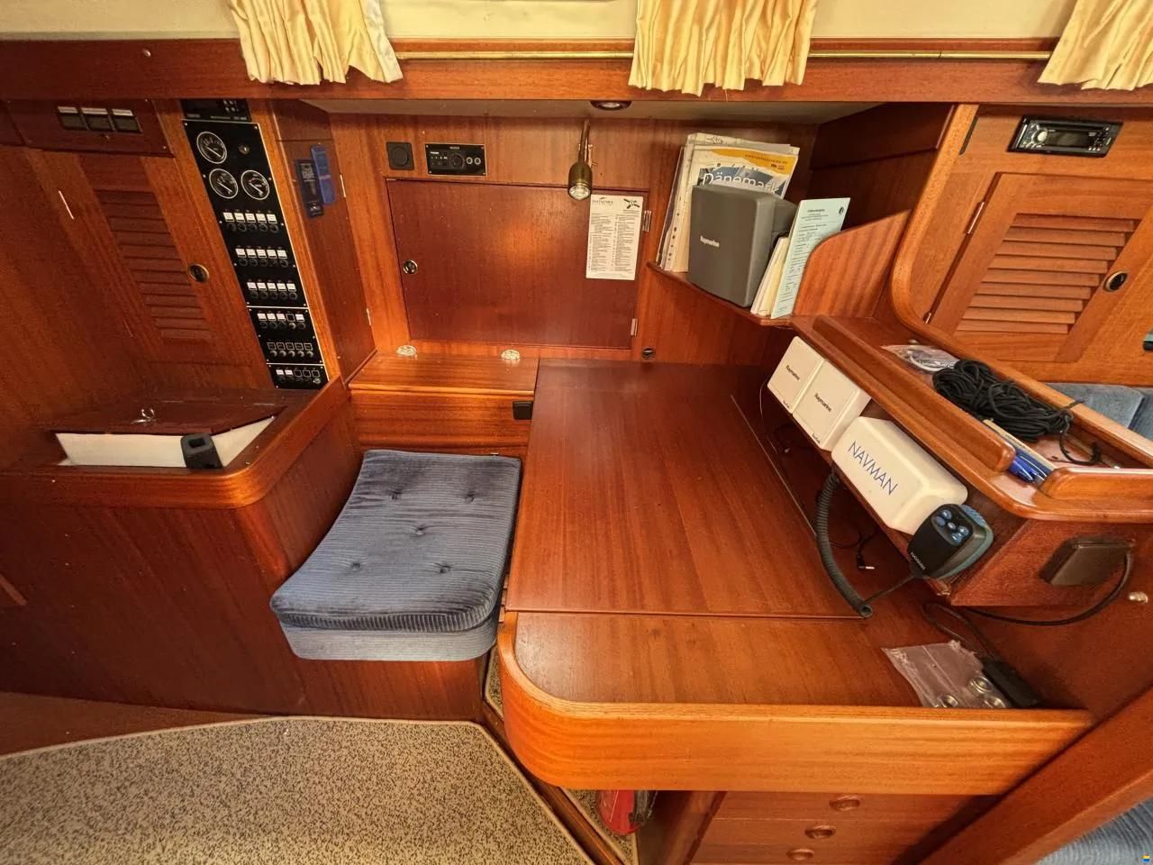 Hallberg-Rassy 39 MK2