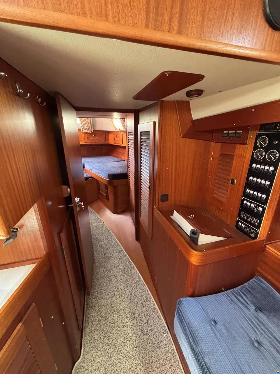 Hallberg-Rassy 39 MK2