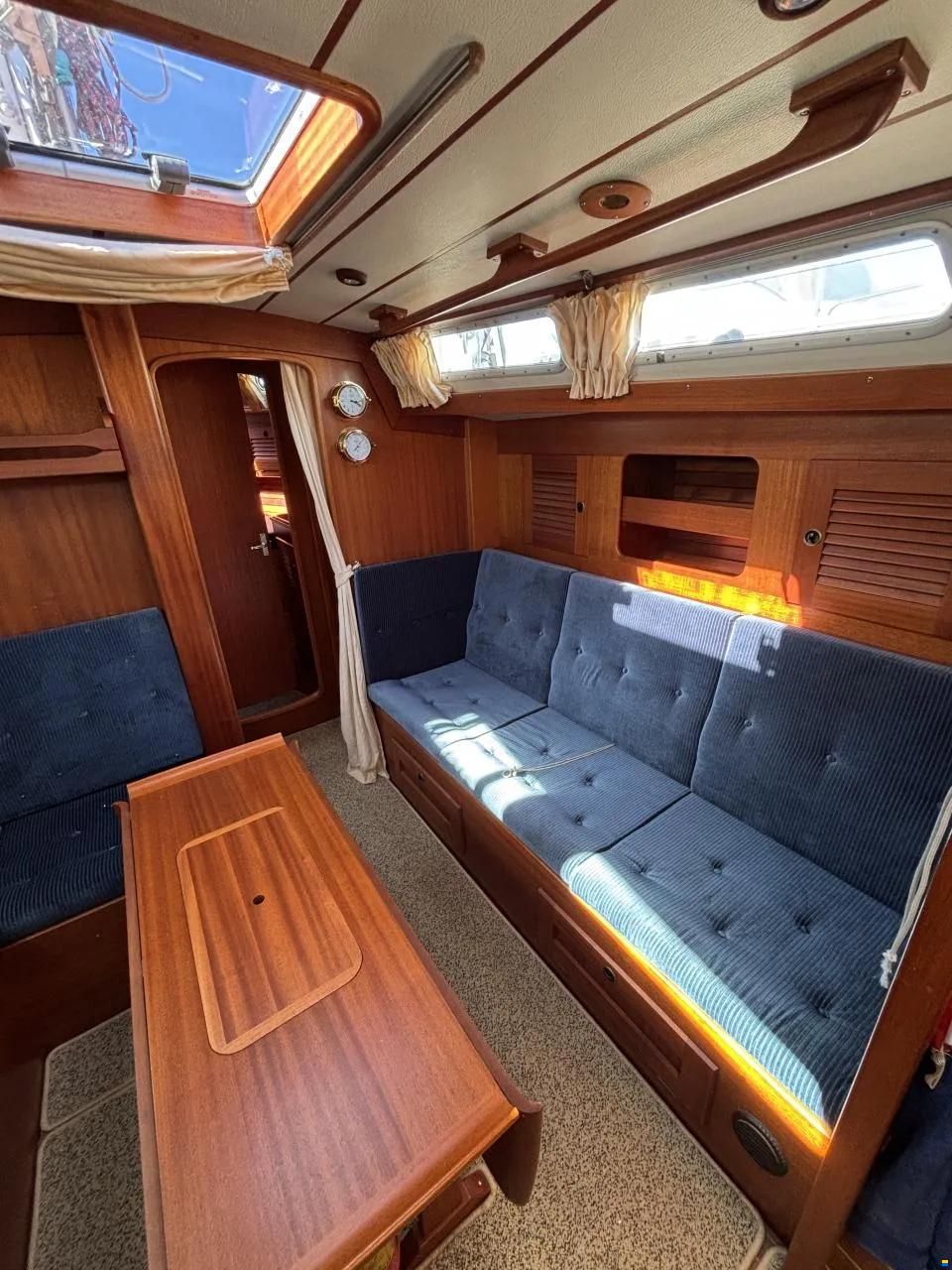 Hallberg-Rassy 39 MK2