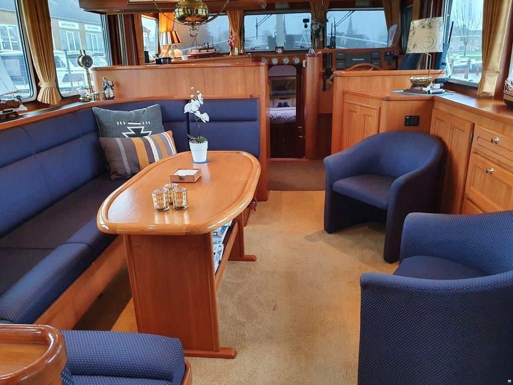 Smelne Salon Vlet 1485