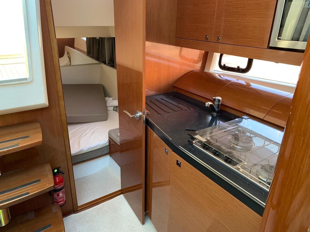 Jeanneau LEADER 10