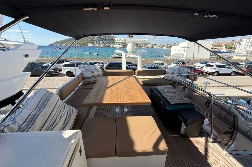 Fairline SQUADRON 58 FLY