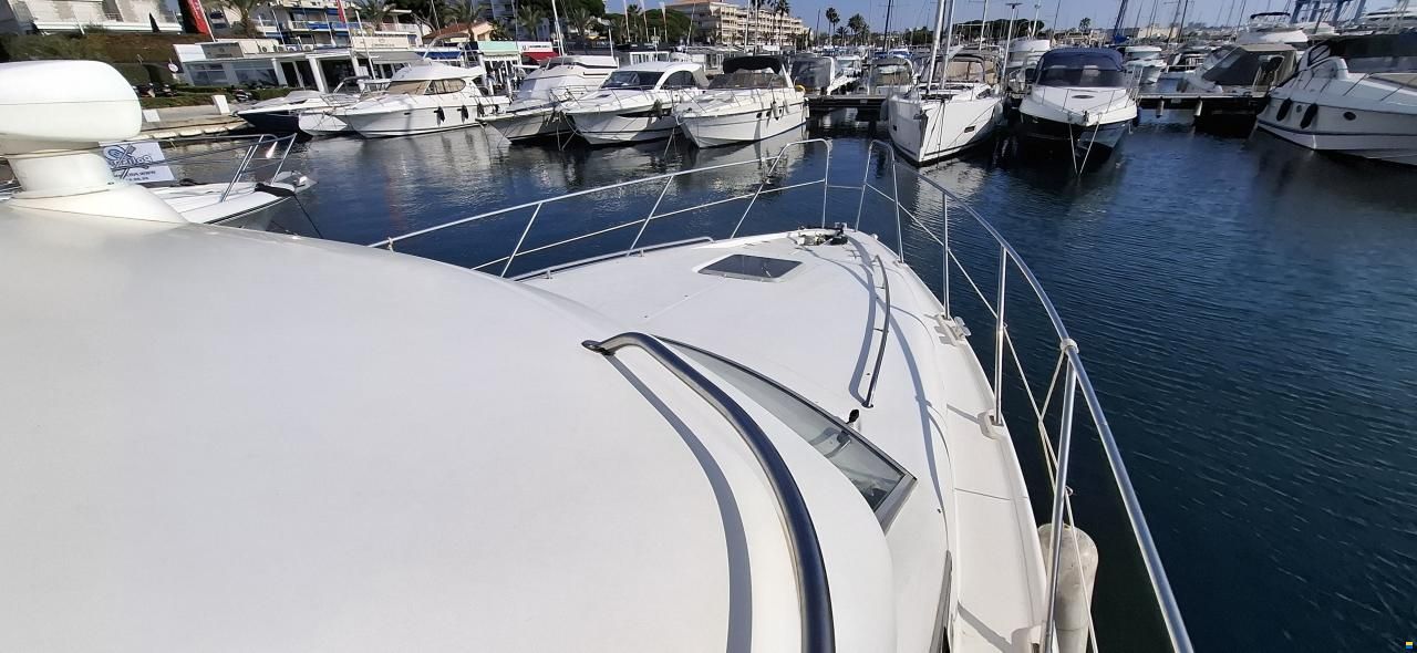 Sealine 360 Fly