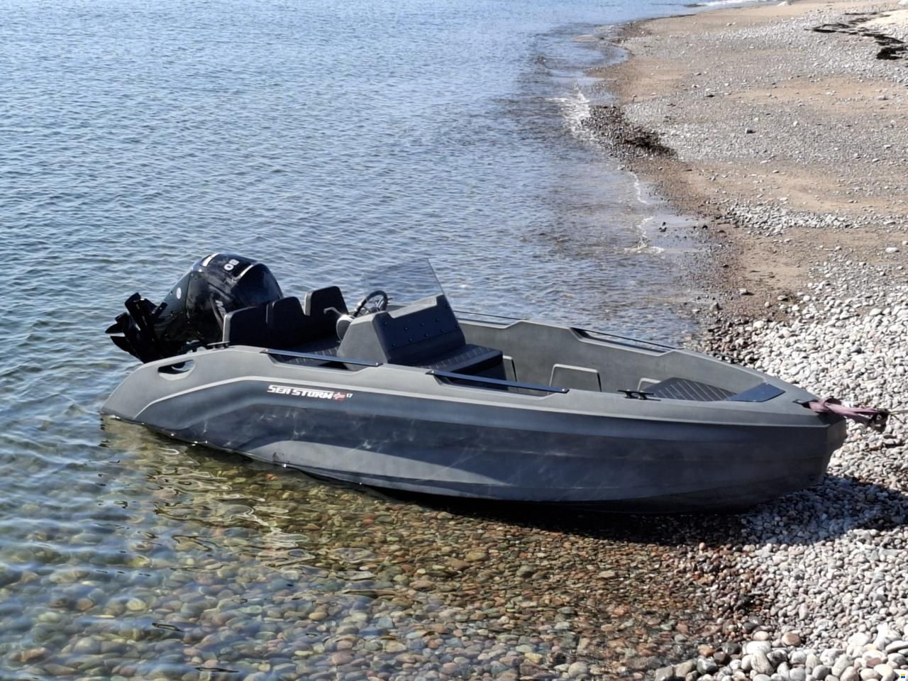 Sea Storm 17 HDPE Advantage