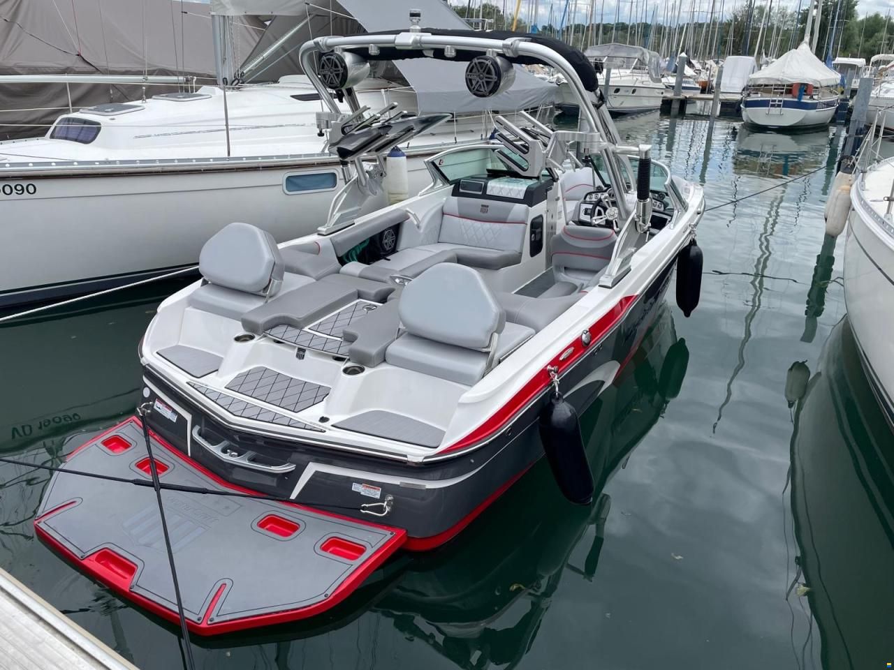 MasterCraft X20
