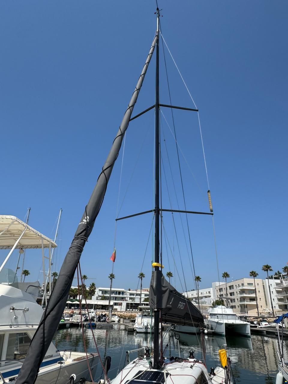 Beneteau First 27