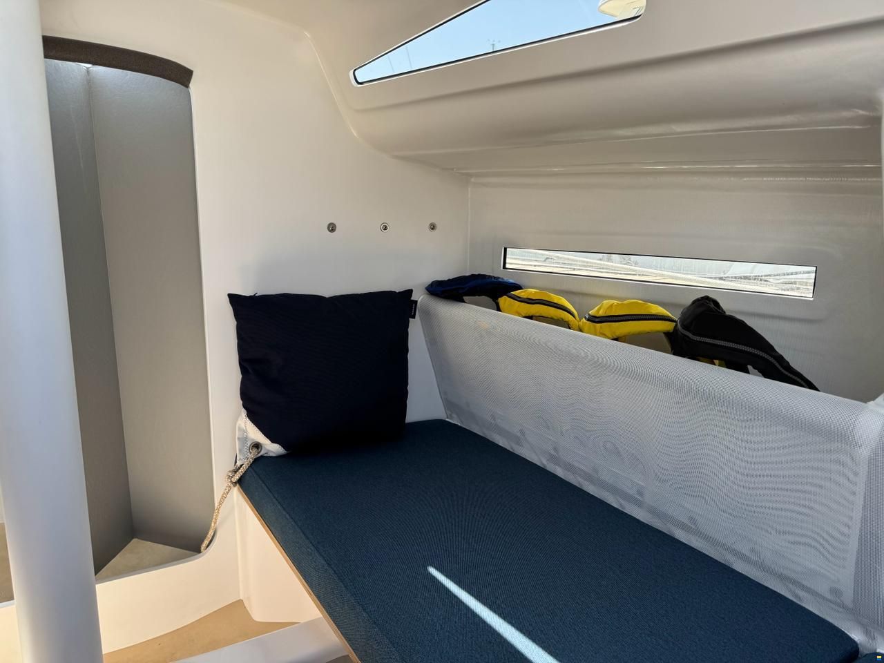 Beneteau First 27