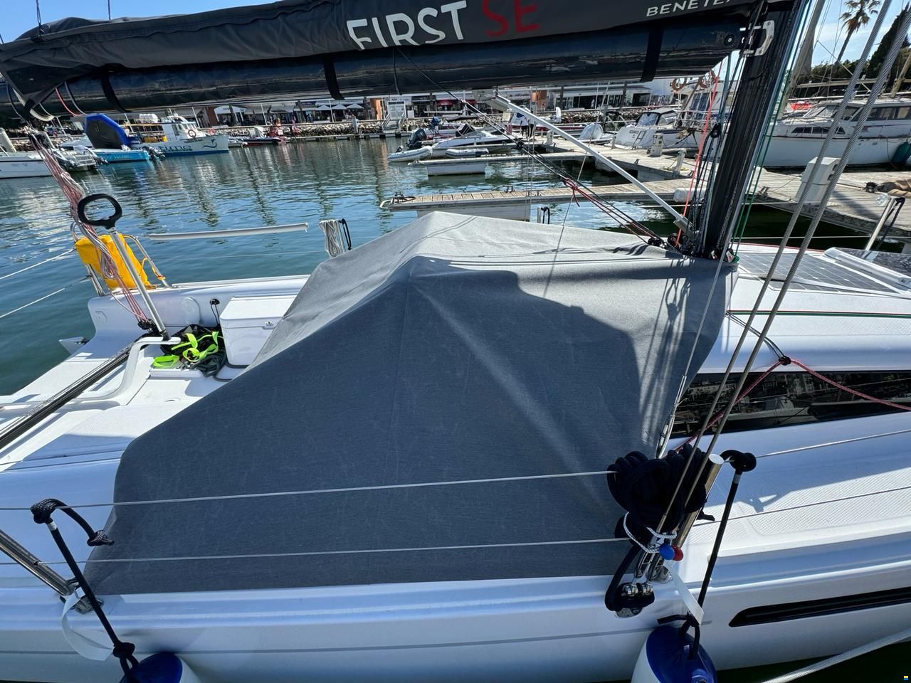 Beneteau First 27