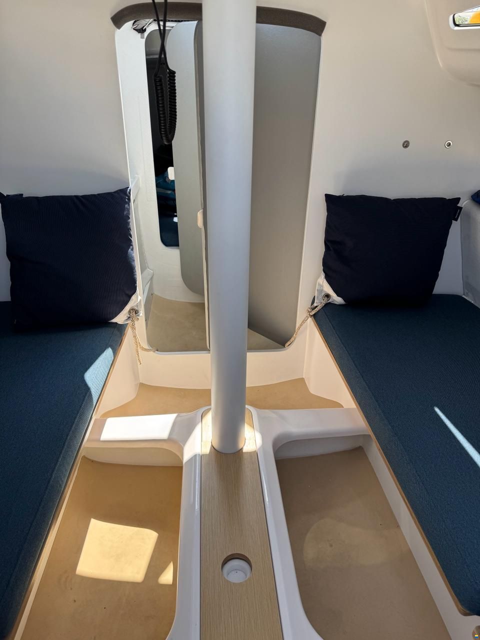 Beneteau First 27