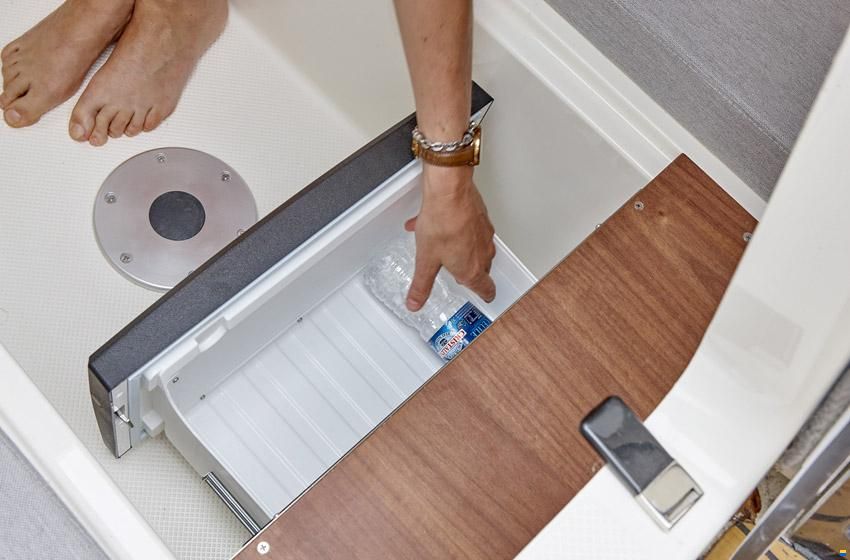 Quicksilver 555 Cabin/80 CV