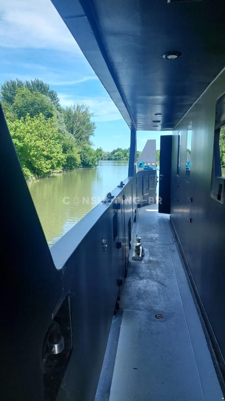 Cantiere Navale Vittoria Ladungsboot