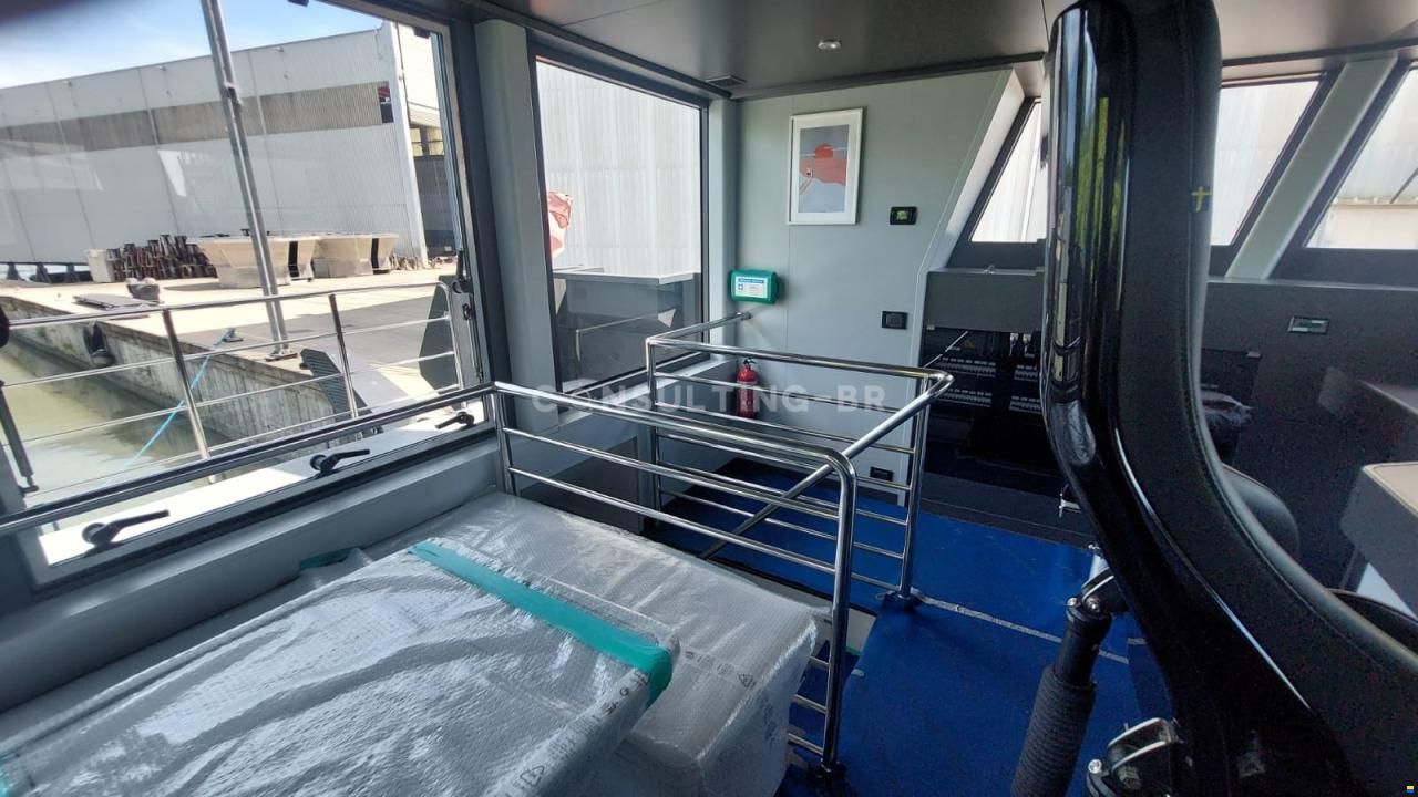 Cantiere Navale Vittoria Ladungsboot