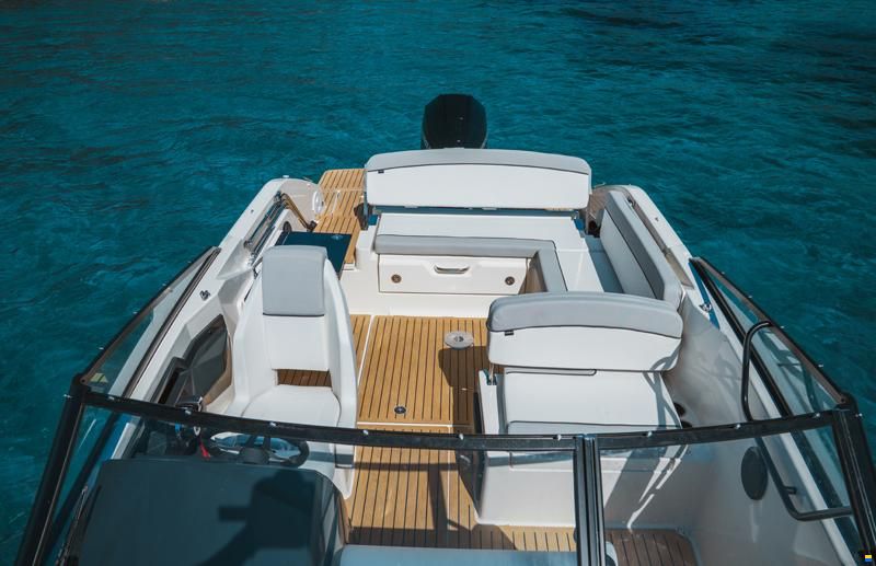 Quicksilver 675 Cruiser/200