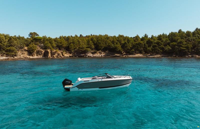 Quicksilver 675 Cruiser/200