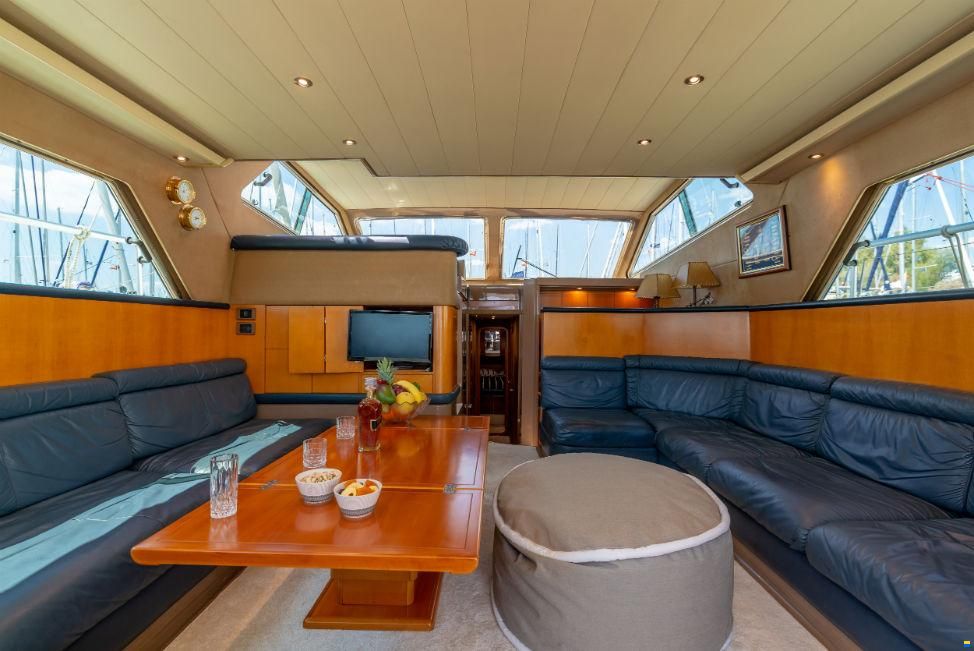 Ferretti Altura 52S