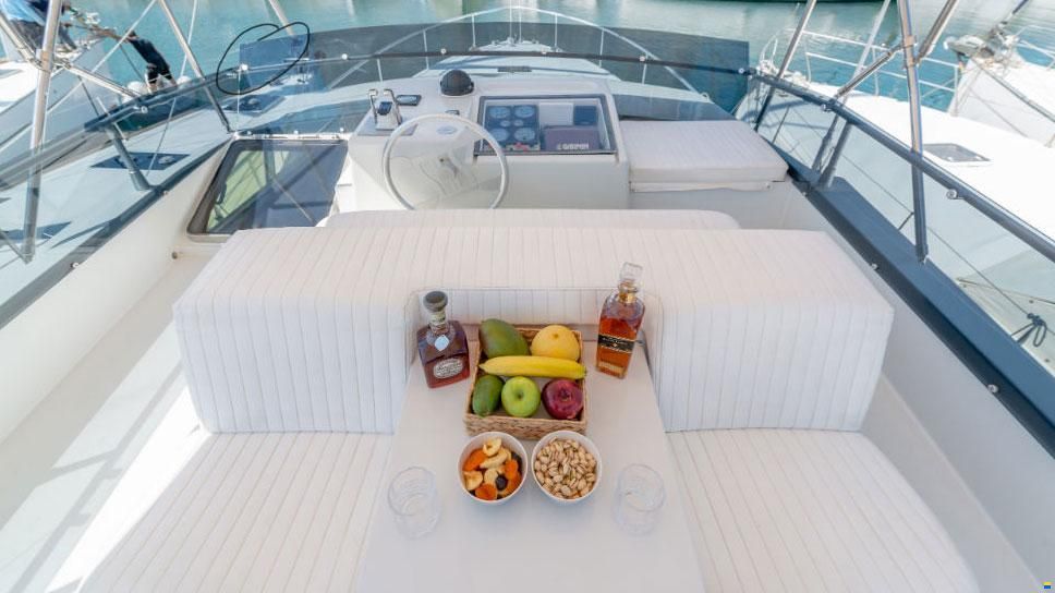 Ferretti Altura 52S