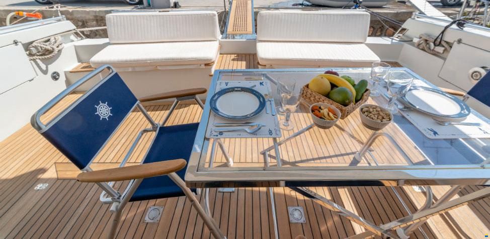 Ferretti Altura 52S