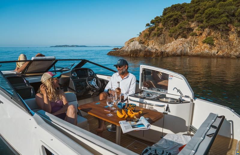 Quicksilver 755 Cruiser/250cv