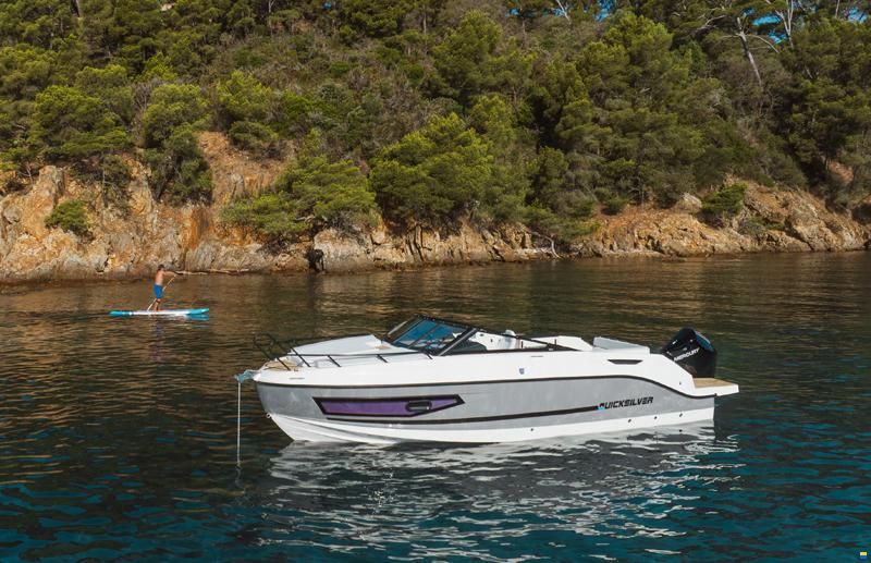 Quicksilver 755 Cruiser/300