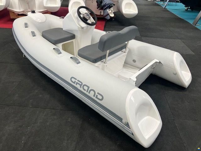 GRAND Canada Silver Line S300L Tender