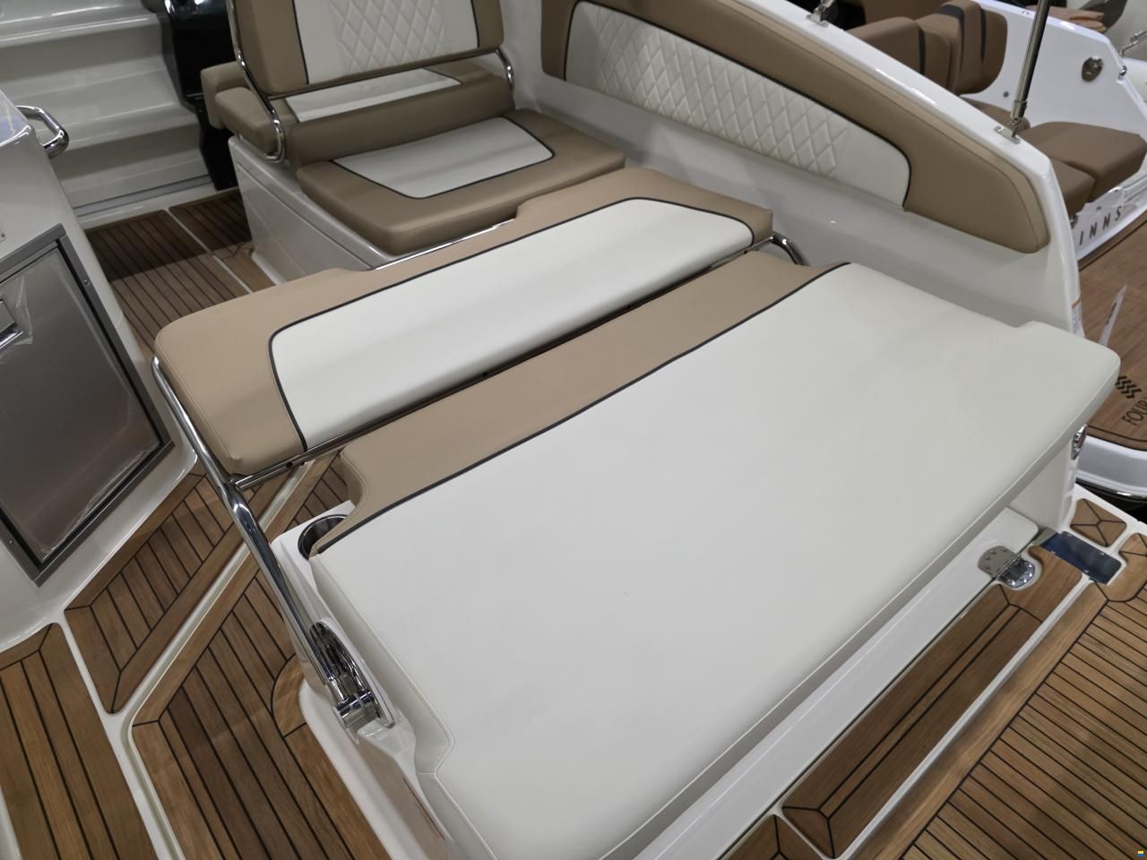 Bayliner Ciera 8